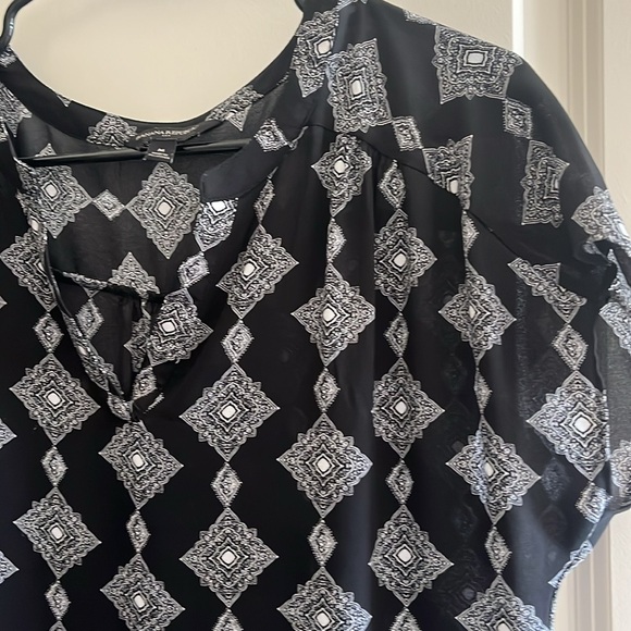 Top - Picture 3 of 4